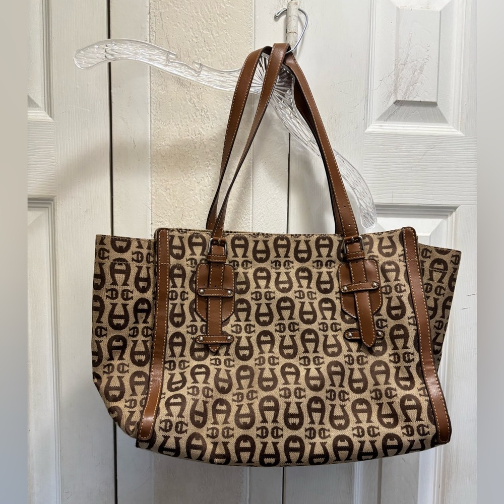 Eitenne Aigner  Women's large Tote Bag in Brown Monogram